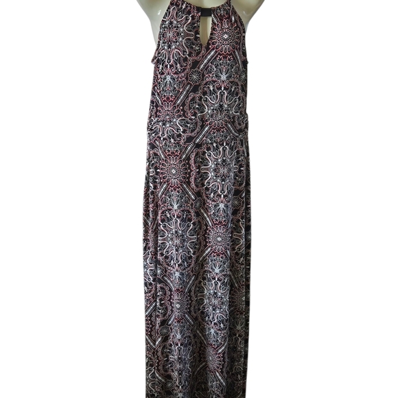 White House Black Market Black and Red Patterned Maxi Dress - Picture 2 of 9